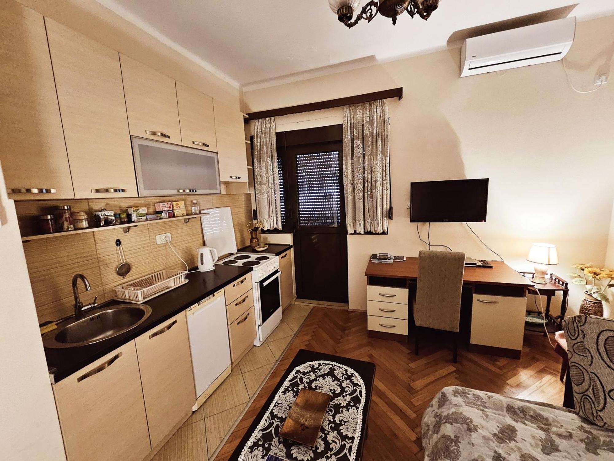 Apartment Heart Of Подгорица Екстериор снимка